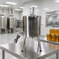 Machine de remplissage et de mélange chauffante pour savon et rouge à lèvres 15L 30L 50L, machine de remplissage pour chocolat et crayons