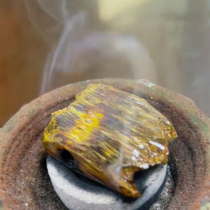 Blocs d'encens d'agarwood à haute teneur en huile, copeaux d'agarwood naturels purs et aromatiques pour diffuseur de parfum - Product Image 3