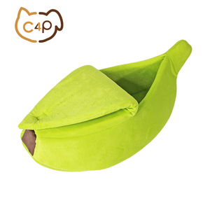 Gato <span class=keywords><strong>totoro</strong></span> en forma de fruta para dormir en interiores, cama de plátano para mascotas pequeñas, nuevo diseño - Product Image 2