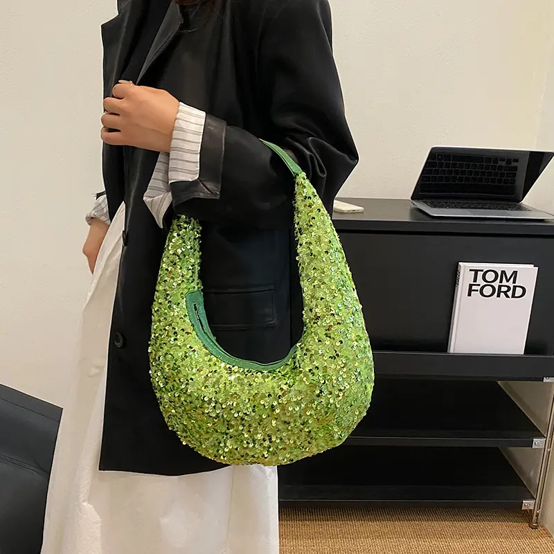 फैशन चमकदार चांदी के सीक्वल की शाम क्लच बैग लक्जरी डिजाइनर महिलाओं के कंधे का शौक बैग शादी का भोज भोज बैग 2024