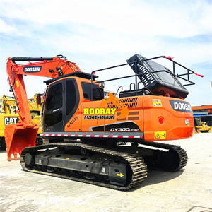 Excavatrice sur chenilles hydraulique Doosan DX300LCA d'occasion, 30 tonnes, Doosan, très lourde, 99 % neuve - Product Image 1