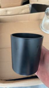 Vente flash : Porte-bougies en verre givré, flacons d'aromathérapie, pots à bougies, décorations d'intérieur et articles d'aromathérapie. - Product Image 6