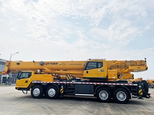 Grúa Móvil Hidráulica de 70 Toneladas Marca China Qy70kh con Pluma de 5 Secciones en Venta - Product Image 2