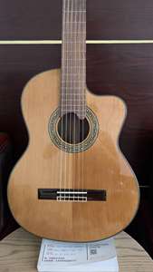 Guitarra Clásica Profesional de Alta Calidad, Tamaño 4/4, Hecha a Mano, con Fondo y Lados de Palisandro, <span class=keywords><strong>Cuerdas</strong></span> de Nylon, Diseño Único de 39 Pulgadas - Product Image 2
