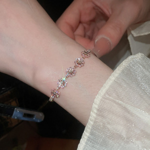 Bracciale da Donna Romantico alla Moda Placcato Oro in Argento 925 con Pietra Rosa Naturale per Feste e Regali - Product Image 4
