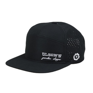 Cappellino Snapback nero caldo con foro tagliato al Laser con Logo ricamato a 7 pannelli personalizzato di alta qualità, <span class=keywords><strong>cappello</strong></span> perforato Gorras piatto Hip Hop - Product Image 1