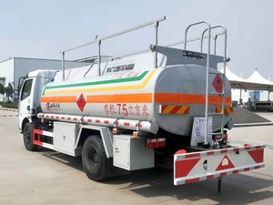 Camion-citerne à carburant diesel DFAC, capacité de 10001 à 15000 L, transmission manuelle 6x4, véhicule de transport d'huile - Product Image 5