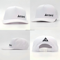 Casquette de baseball perforée imperméable avec logo personnalisé OEM ODM, 5 panneaux, patch TPU, corde, style Dad Hat, pour le sport, le club, le golf