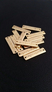 Étiquettes Métalliques Gravées Personnalisées Prix Usine – Étiquettes Métalliques Plaquées Gravées pour Vêtements et Confections – Prix Usine - Product Image 6