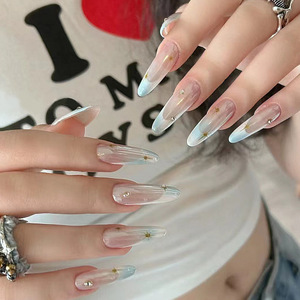 Uñas postizas semimanuales tejidas a máquina, estilo francés y europeo, con diseño de lazo de perlas de <span class=keywords><strong>gardenia</strong></span> tridimensional y efecto ojo de gato, venta al por mayor a bajo precio. - Product Image 4