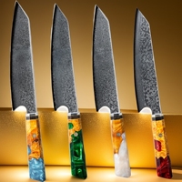 Couteau Santoku japonais de 8 pouces Damas Chef Cleaver 67 couches en acier VG10 avec manche en résine époxy ambrée