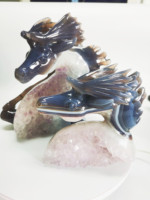 Vente en gros en vrac Agate naturelle sculptée à la main géode cristal artisanat sculpture de cerf pour Noël décoration de la maison artisanat