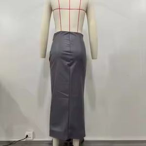 กระโปรงหนังสีเทาแฟชั่นใหม่ปี 2023 ขายส่ง กระโปรงยาวหนัง PU เซ็กซี่ ทันสมัย สบายๆ ระบายอากาศได้ดี สำหรับผู้หญิง - Product Image 6