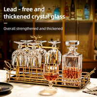 En stock, ensemble moderne de tasses à whisky et cognac comprenant des verres à vin, carafes, tasse en cristal à pieds courts, passe au lave-vaisselle et au micro-ondes