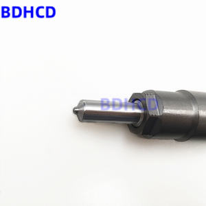 Iniettore Carburante Common Rail Diesel 23670-0L050, Ricambi Motore Auto 095000-8290 8220 8560 23670-0L050 per Toyota Hiace HILUX 1KD-FTV - Product Image 6
