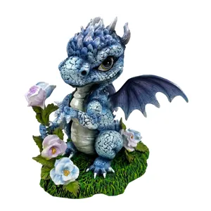 Resina al por mayor lindo mini dragón estatuilla azul bebé dragón con flores decoración de fantasía