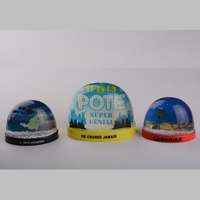 Globe à neige personnalisé en PS en gros, fond personnalisé, insert en acrylique, paillettes de neige, logo personnalisé, souvenir touristique