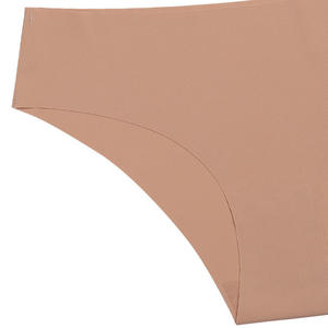 Slip Senza Cuciture PASUXI con Logo Personalizzato, Mutandine a Vita Alta Invisibili in Seta Ghiaccio, Intimo Femminile Senza Segni - Product Image 4