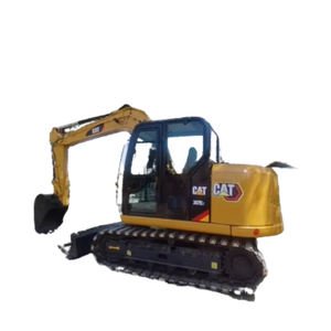 Carter Petite pelle sur chenilles 2016 Modèle 7 T Poids de fonctionnement Moteur et moteur Utilisation polyvalente - Product Image 1