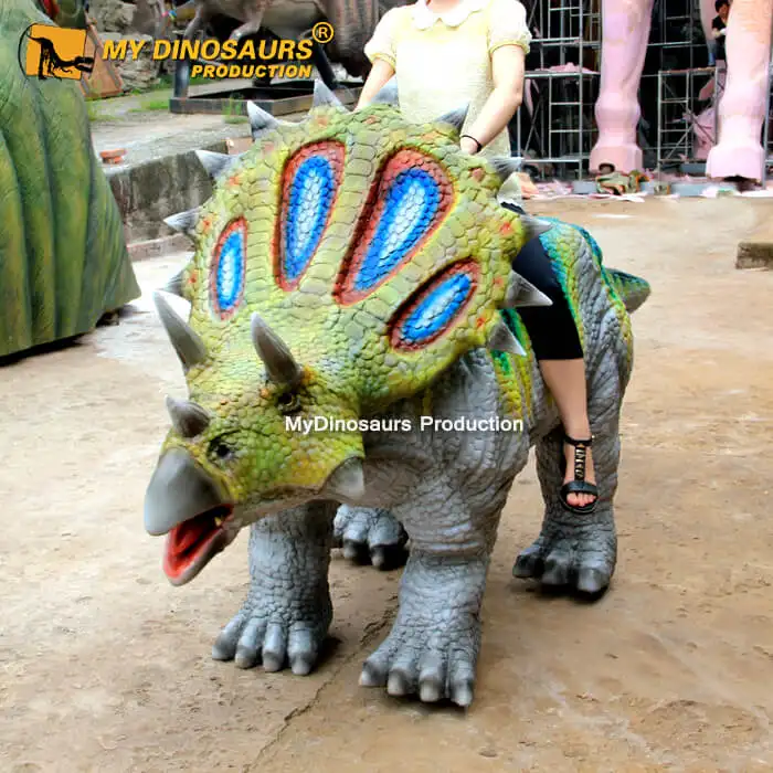 MY DINO-Q017 ไฟฟ้า Triceratops ไดโนเสาร์รถไฟสำหรับขาย