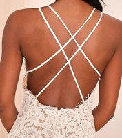 Robe maxi en nylon/coton écologique à taille naturelle, à bretelles spaghetti en dentelle blanche, à col en V, ajustée, avec corsage à coutures princesse, transparente