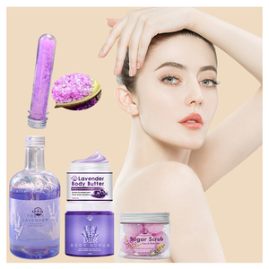 <span class=keywords><strong>Kit</strong></span> per la cura personale della serie profumata alla lavanda naturale scrub per il corpo e lavaggio e crema <span class=keywords><strong>Set</strong></span> da bagno per doccia <span class=keywords><strong>Set</strong></span> lenitivo per la cura del corpo - Product Image 1