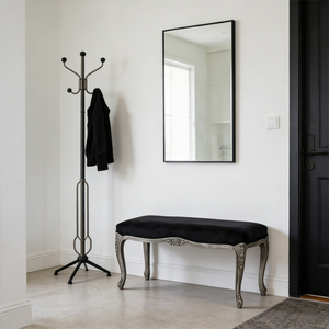 <span class=keywords><strong>Banc</strong></span> en velours bleu marine français avec assise rembourrée et pieds en bois sculpté, finition gris vieilli, meuble pour <span class=keywords><strong>chambre</strong></span> à coucher - Product Image 1