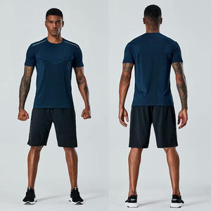 T-shirts de sport respirants en maille 180 g/m² 100 % polyester, vente en gros, sous-vêtements de gym, séchage rapide, pour la course et l'entraînement, pour hommes - Product Image 3