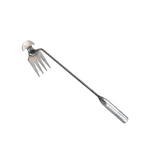 Rastrillo de jardinería manual multifuncional para desherbar y aflojar la tierra, rastrillo de cuatro puntas con mango largo, para uso doméstico en huertos. - Product Image 5