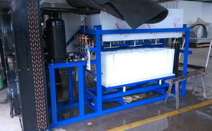 Machine pour fabriquer des blocs <span class=keywords><strong>de</strong></span> glace <span class=keywords><strong>de</strong></span> 1 tonne par évaporation directe - Product Image 3