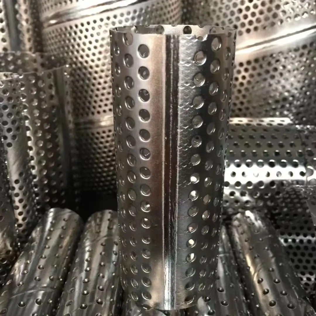 Заводская изготовленная на заказ высококачественная нержавеющая сталь перфорированная фильтрующая трубка для фильтровальной трубки жидкого твердого воздуха