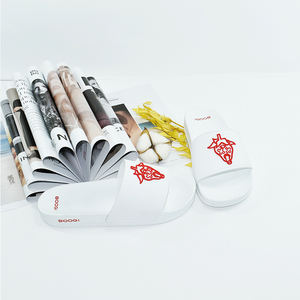 Zapatillas deslizantes personalizadas para <span class=keywords><strong>hombre</strong></span>, <span class=keywords><strong>chanclas</strong></span> <span class=keywords><strong>de</strong></span> PVC con estampado personalizado, a precio <span class=keywords><strong>de</strong></span> fábrica - Product Image 6