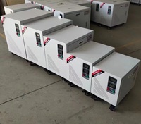 Transformateur sec triphasé 30 kVA prêt à l'installation avec armoire de protection