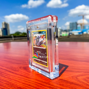 Estuche Rígido Acrílico de 35pt con Cierre Magnético para Tarjetas Coleccionables, Protector Transparente para Tarjetas Pokémon TCG y Deportivas - Product Image 4