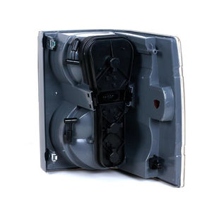 Montaje de luz trasera apto para <span class=keywords><strong>Land</strong></span> Range <span class=keywords><strong>Rover</strong></span> Executive <span class=keywords><strong>HSE</strong></span> L322 2002-2009 luces traseras luz trasera XFB500262LPO - Product Image 4