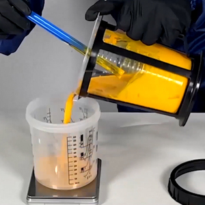 Récipient de mélange de peinture en plastique pour applications automobiles et industrielles Tasse de mélange de peinture rigide jetable 600cc - Product Image 5