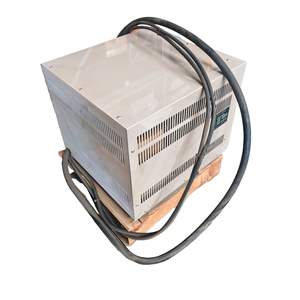 Cargador de Batería Doosan 80V 100A Trifásico 220V 60Hz Para Montacargas Eléctrico de Uso Industrial - Product Image 5