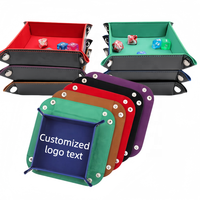 Plateau carré pliable en cuir PU |   Boîte de rangement pliable avec doublure en velours |   Organisateur de dés de jeu de table et de rangements pour articles divers d'entrée