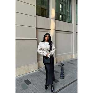 Chaqueta de visón para mujer con botones al frente - Product Image 2