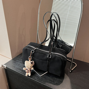 Bolso de Hombro de Mujer de Ante, Nuevo y Moderno, Personalizado para Proveedores 2026 - Product Image 2