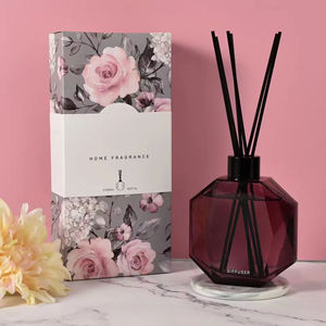 Aikun Wholesale Floral 200ml Rose Fragrance Glass <b>Bottle</b> <b>Reed</b> <b>Diffuser</b> Gift Set with Floral Box for Tabletop Home Decoration - Product Image 1