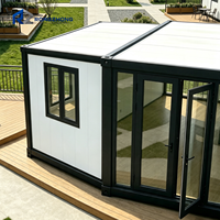 Maison conteneur avec porte vitrée, unité de logement pour séjour à la maison, camping, bureau temporaire