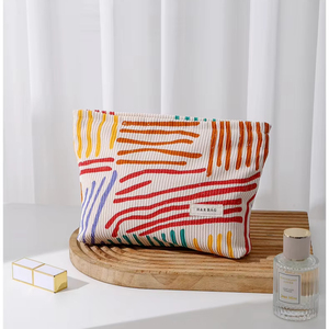 Biểu Tượng Tùy Chỉnh Nhung Trang Điểm Du Lịch Lưu Trữ Pouch OEM Nhung Dây Kéo Mỹ Phẩm Túi Nhung Retro Dễ Thương Ví Với Nhãn Hiệu Riêng Logo - Product Image 2