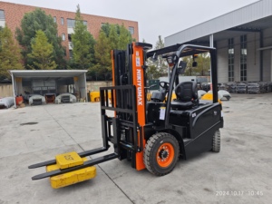 Carretilla Elevadora Retráctil de 4 Ruedas y 2500 kg de Alta Calidad, Precio de Fábrica en China - Product Image 4