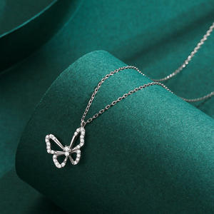 Collar con colgante de mariposa calada de plata de ley S925 con circonitas micropintadas, versión de cobre personalizable, regalo de Año Nuevo para ella - Product Image 4