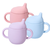 Tasse à bec en silicone à 2 couvercles personnalisée Paille anti-déversement pour tout-petit Tasse d'entraînement à boisson pliable Sublimation pour bébé et enfants