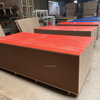 Panneau MDF rainuré mélaminé de 18 mm, panneau décoratif à rainures
