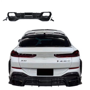Kit Carrozzeria Stile PK per <span class=keywords><strong>BMW</strong></span> <span class=keywords><strong>X6</strong></span> <span class=keywords><strong>G06</strong></span> 2023+ in Fibra di Carbonio con Diffusore Posteriore, Griglia Anteriore, Labbro Diffusore e Spoiler - Product Image 1