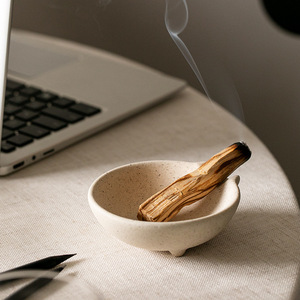 Palo Santo en céramique moderne blanc/beige <span class=keywords><strong>plateau</strong></span> de support fait à la main <span class=keywords><strong>bougie</strong></span> brûlant brûleur d'encens décor à la maison de table - Product Image 2