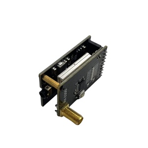 Récepteur vidéo analogique FPV VRX 16 canaux 3,3 GHz, entrée 7-36 V, haute sensibilité 97 dBm pour lunettes FPV FatShark Skyzone, vente en gros OEM ODM - Product Image 3